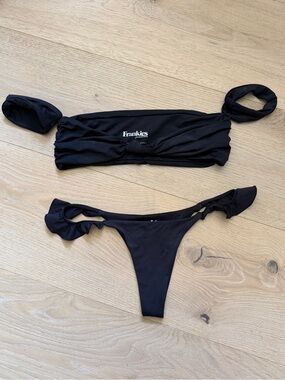 Frankie's Bikinis Black Off the Shoulder Bandeau Top & Ruffled Bikini Bottom